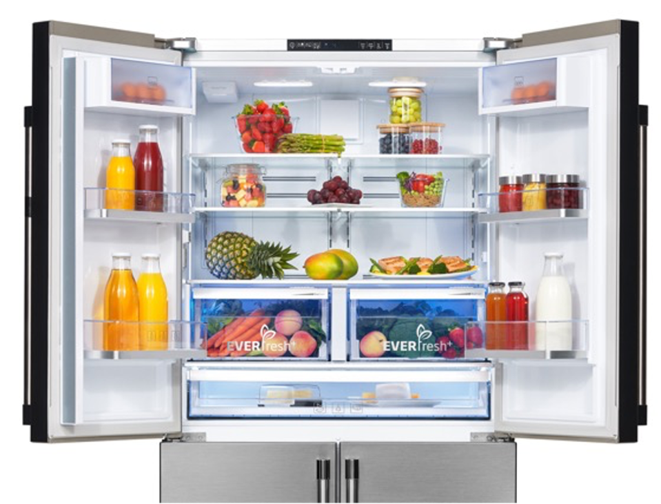 Blue light technology in refrigerator
