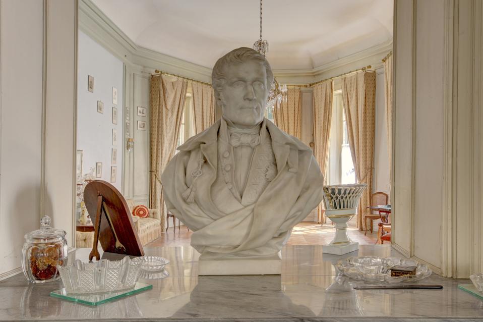 art and statues inside a Center of France – 17th Century castle with a large history