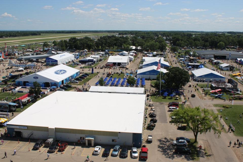 A large contingent of exhibitors  feature at ″Boeing Plaza″ at AirVenture.