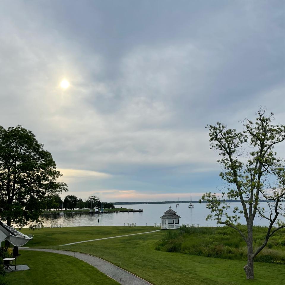 Vue depuis le balcon de l'auteur à l'Inn at Perry Cabin