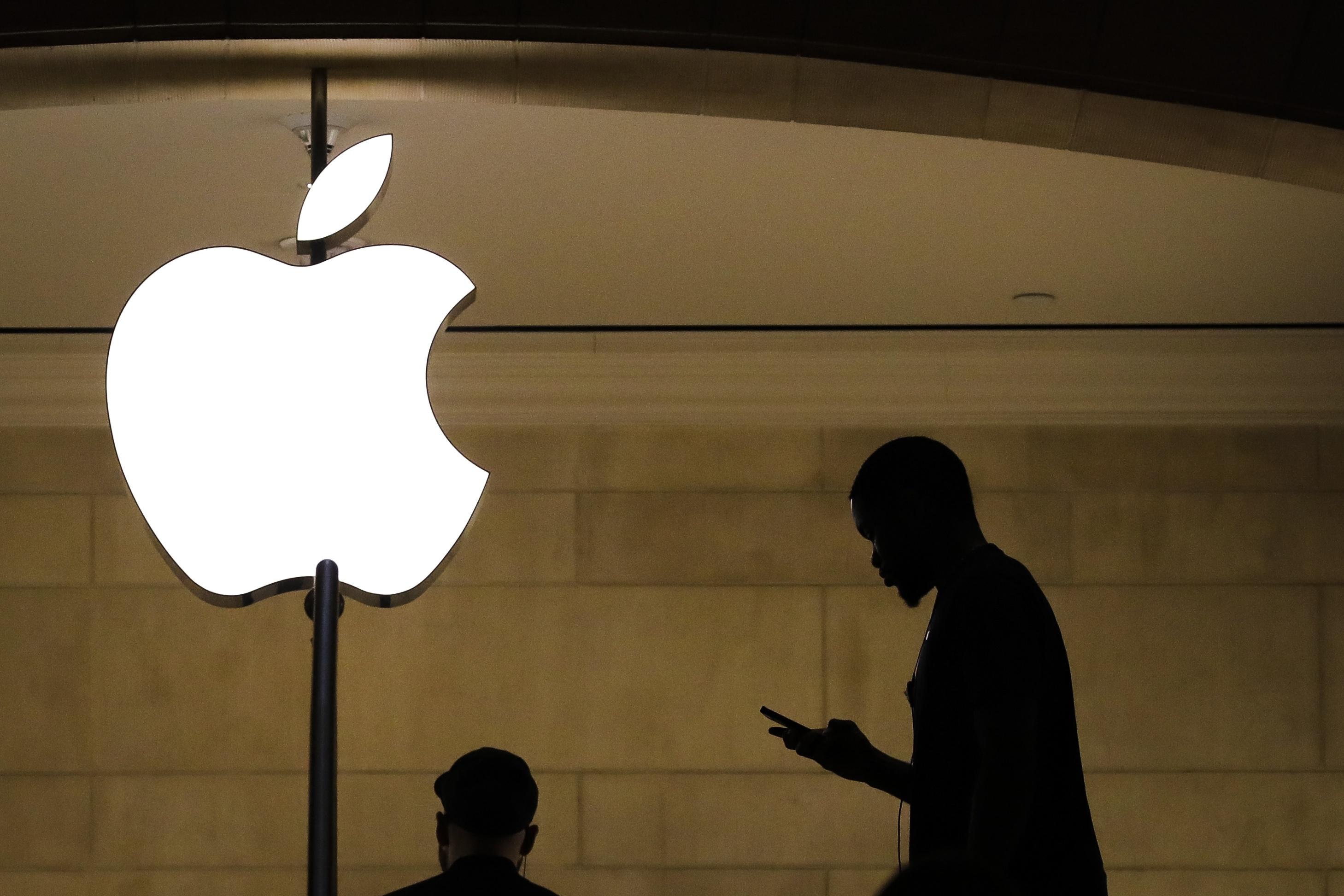 Apple Has Bad News For Some Mac Owners…And Other Small Business Tech News - Vimarsana News
