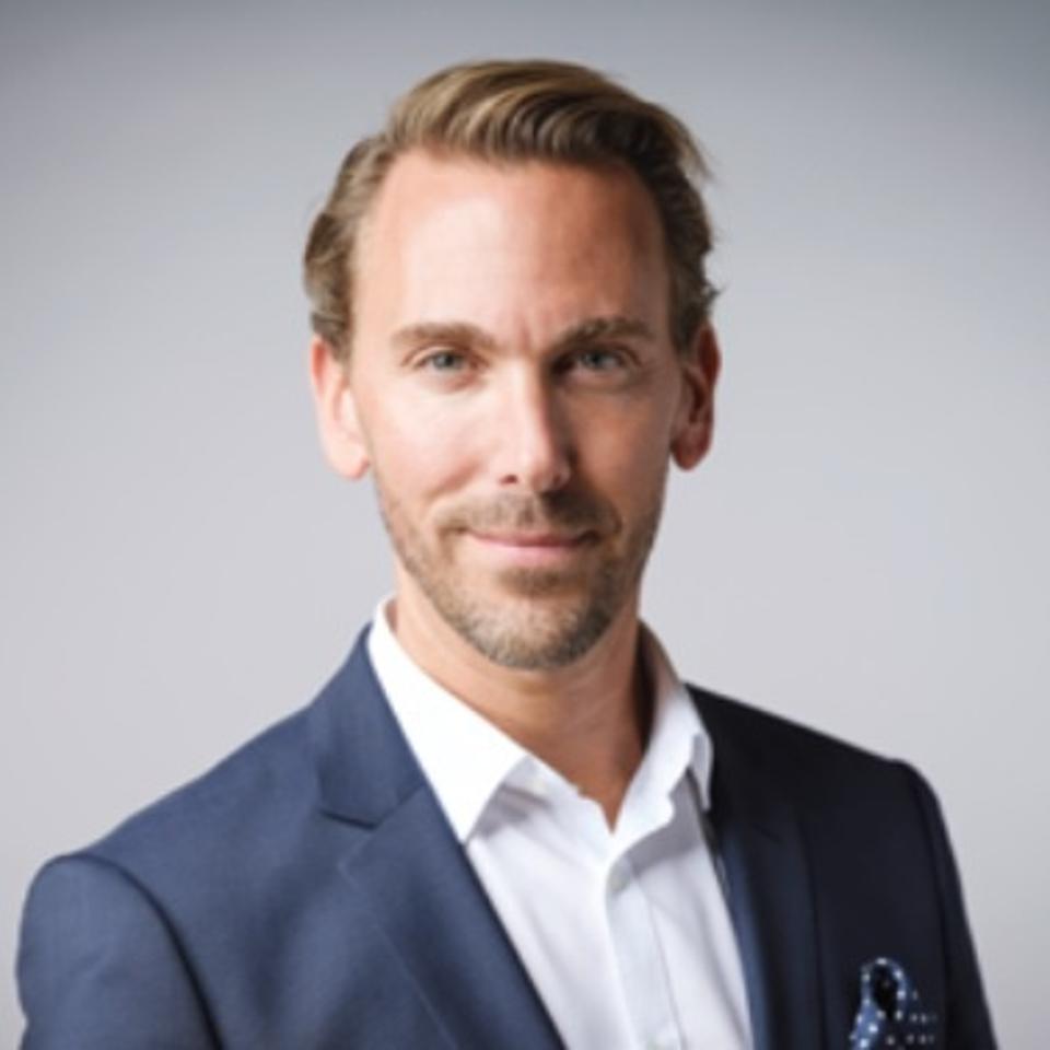 Head of Dirk Schneider, Heinemann