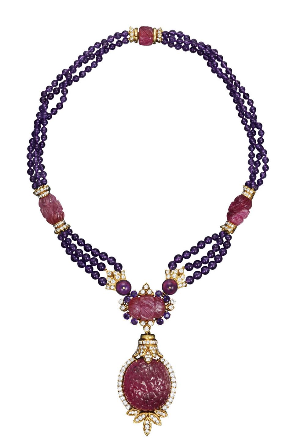 Necklace, 1976, yellow gold, sculpted tourmalines, amethysts, diamonds, Van Cleef & Arpels Collection