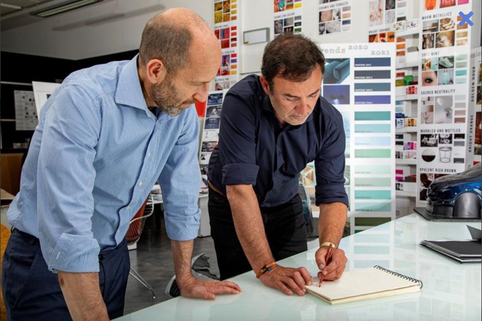 L'amministratore delegato di Lancia Napolitano (a sinistra) e Ploué presenteranno la prima concept car alla fine di questa settimana.