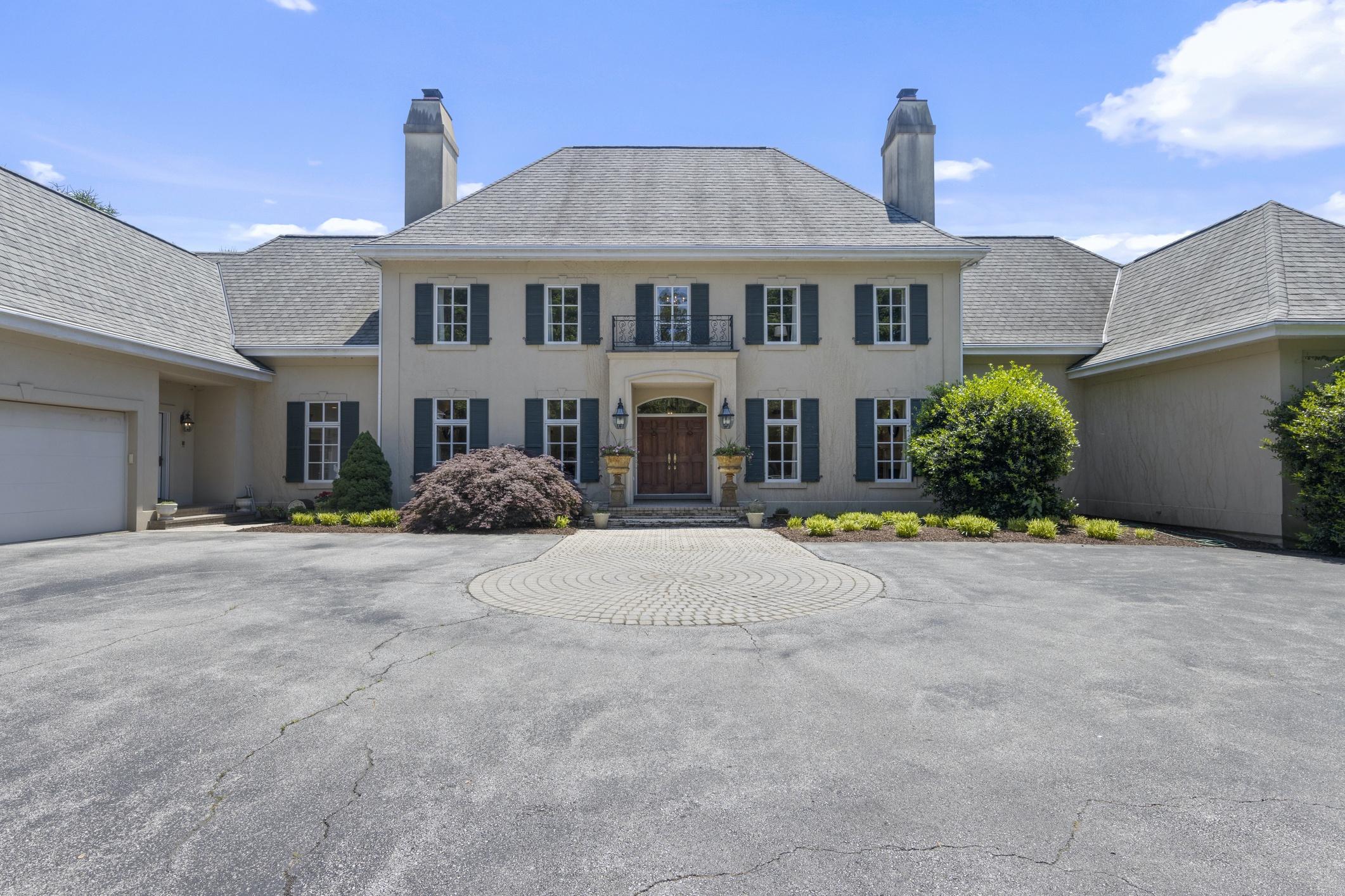 Exclusive: Want To Be The President's Neighbor? You Can Be For Just $2.4 Million - Vimarsana News
