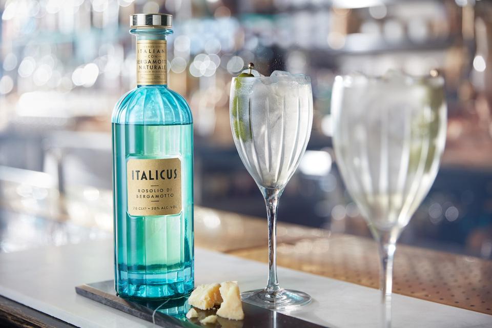 Italicus Spritz_Easy Cocktail Recipes