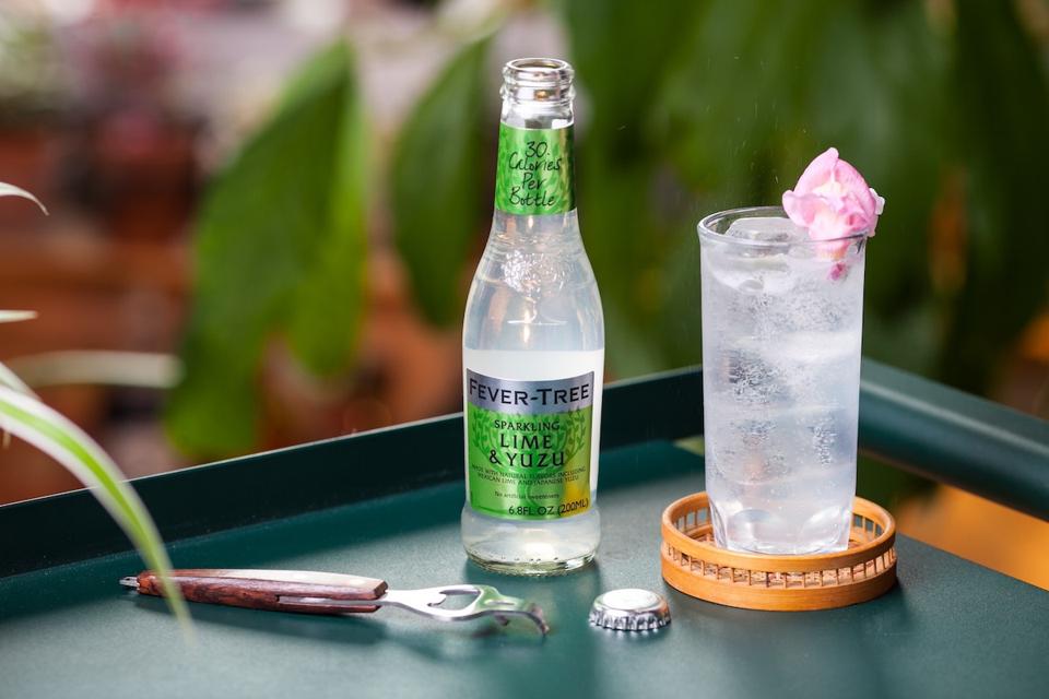 Haku Lime and Yuzu Highball by Julia Momose_Easy Cocktail Recipes