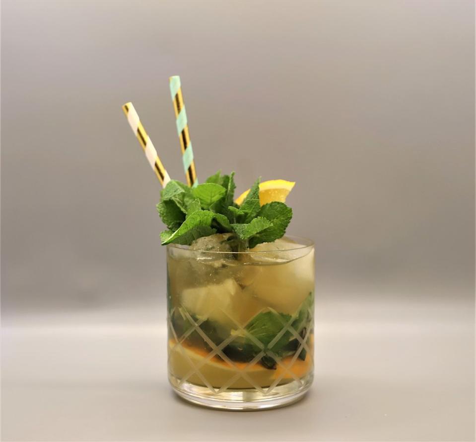 Orange Smash_Easy Cocktail Recipes