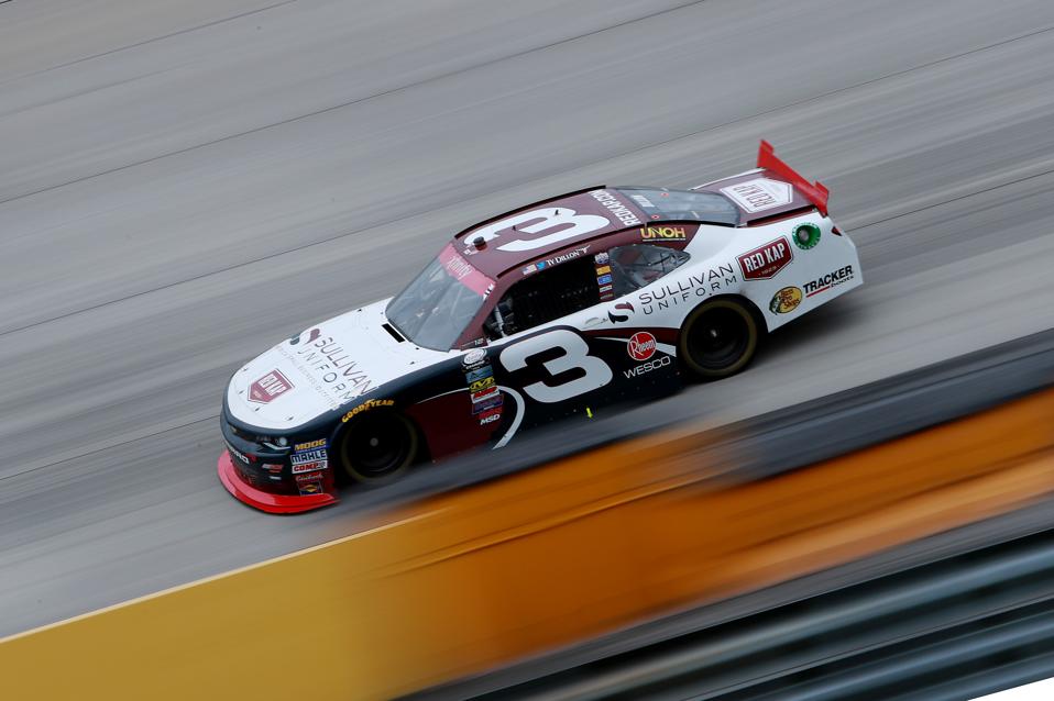 Do Spoilers Actually Make Cars Go Faster?