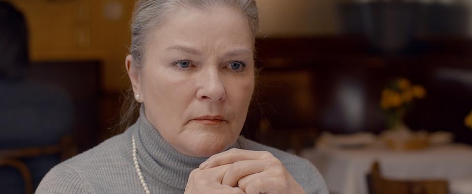 Porno qolini mushukchada tirsagigacha