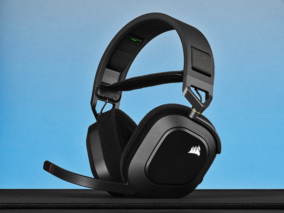 Corsair HS80 RGB Wireless Headset Review