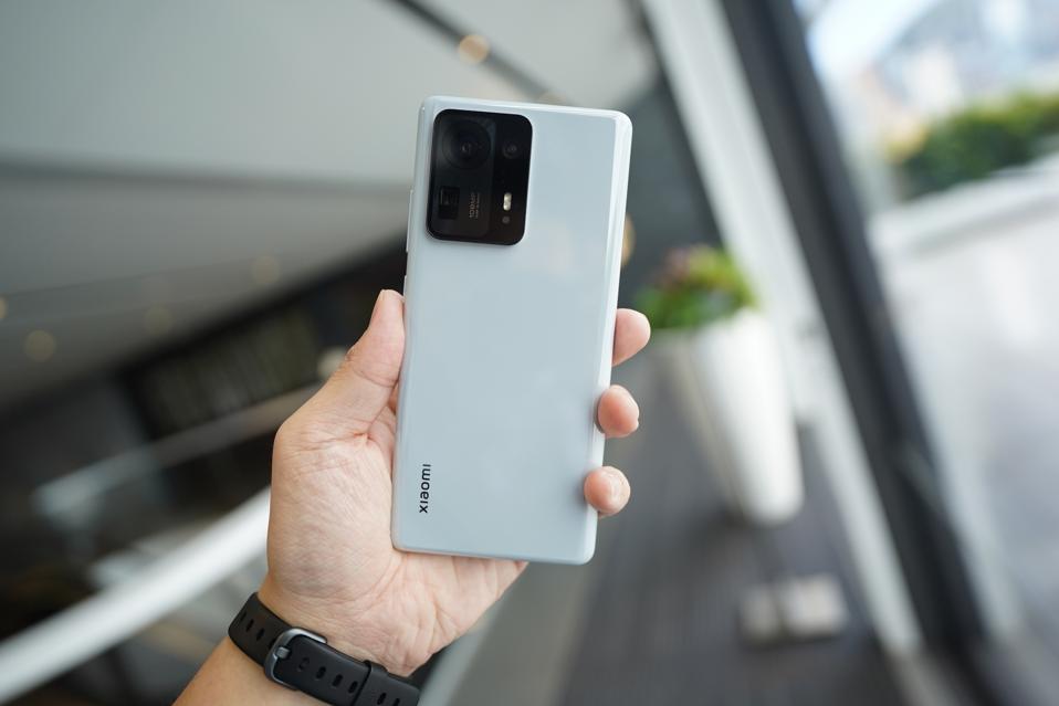 Xiaomi Mix 4 Review: Number One For A Reason