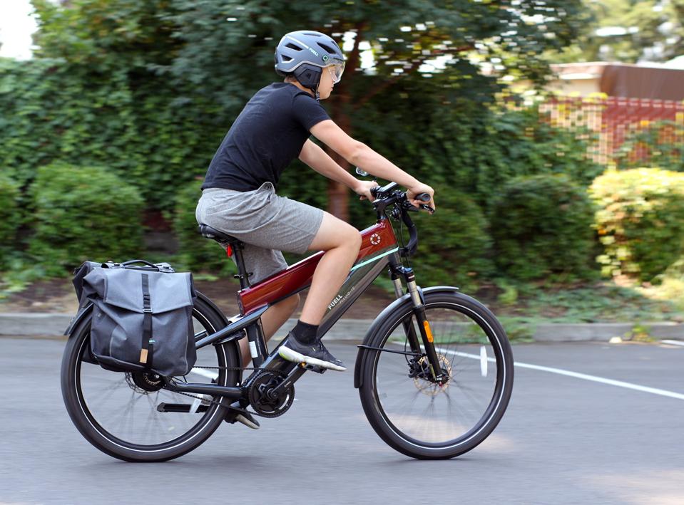 Ride Review: The Twin-Battery FUELL Flluid-1E Perfectly Blends The Best Of An Ebike And A Motorcycle Ride Review: The Twin-Battery FUELL Flluid-1E Perfectly Blends The Best Of An Ebike And A Motorcycle