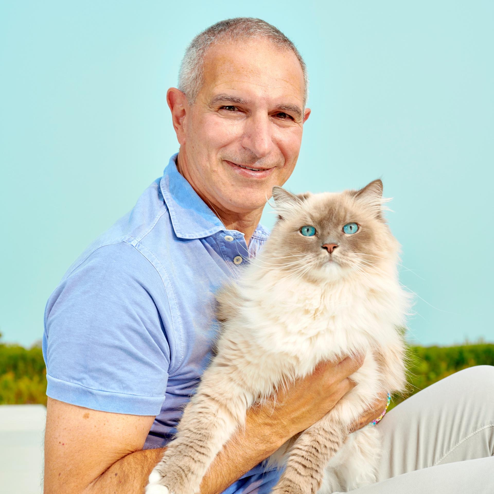 The $30 Billion Kitty: Meet The Investor Who Made A Fortune On Pet Food