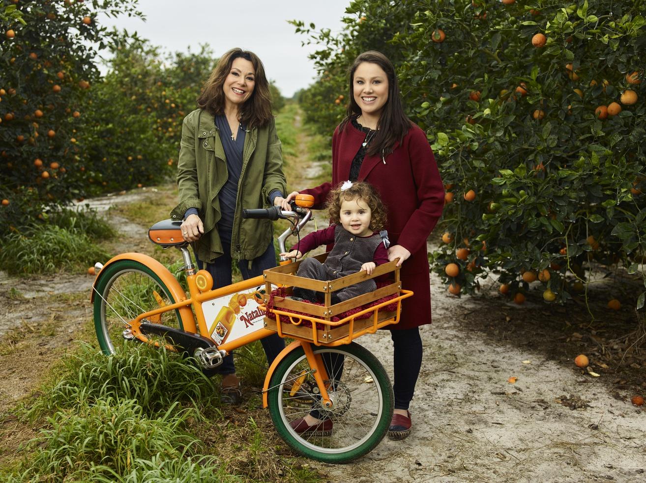 Marygrace Sexton-dtr Natalie-grnddtr Isabel by David Yellen 153820