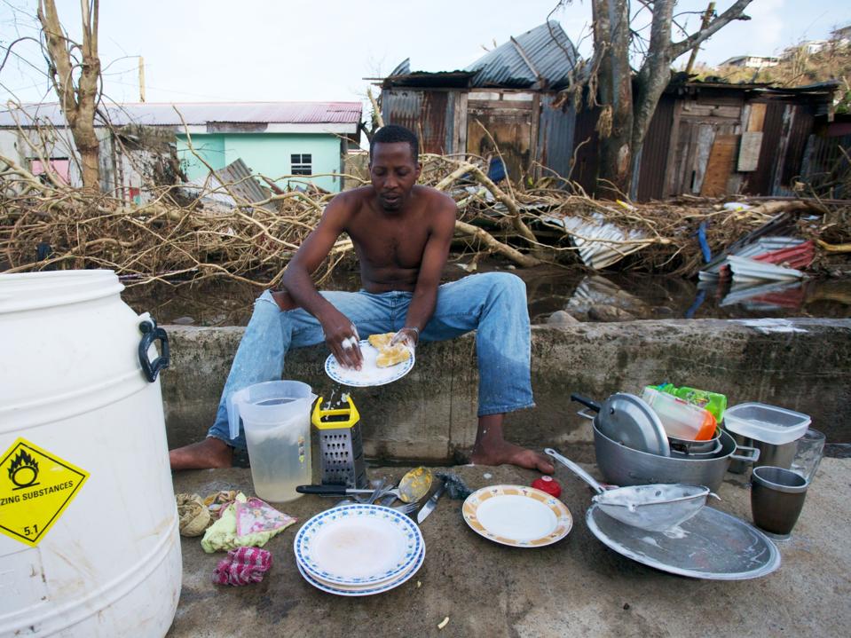 DOMINICA-CARIBBEAN-WEATHER-HURRICANE