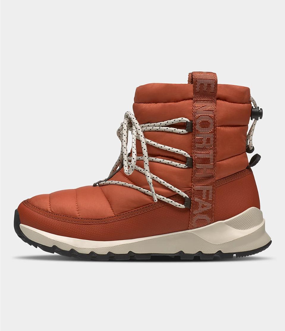 waterproof snowproof boots