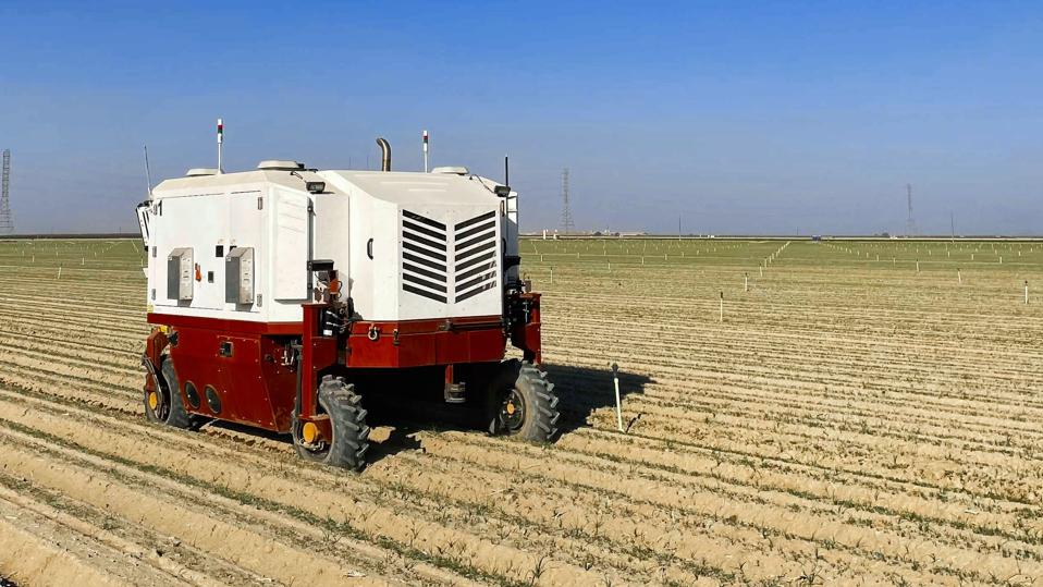Self-Driving Farm Robot Uses Lasers To Kill 100,000 Weeds An Hour ...