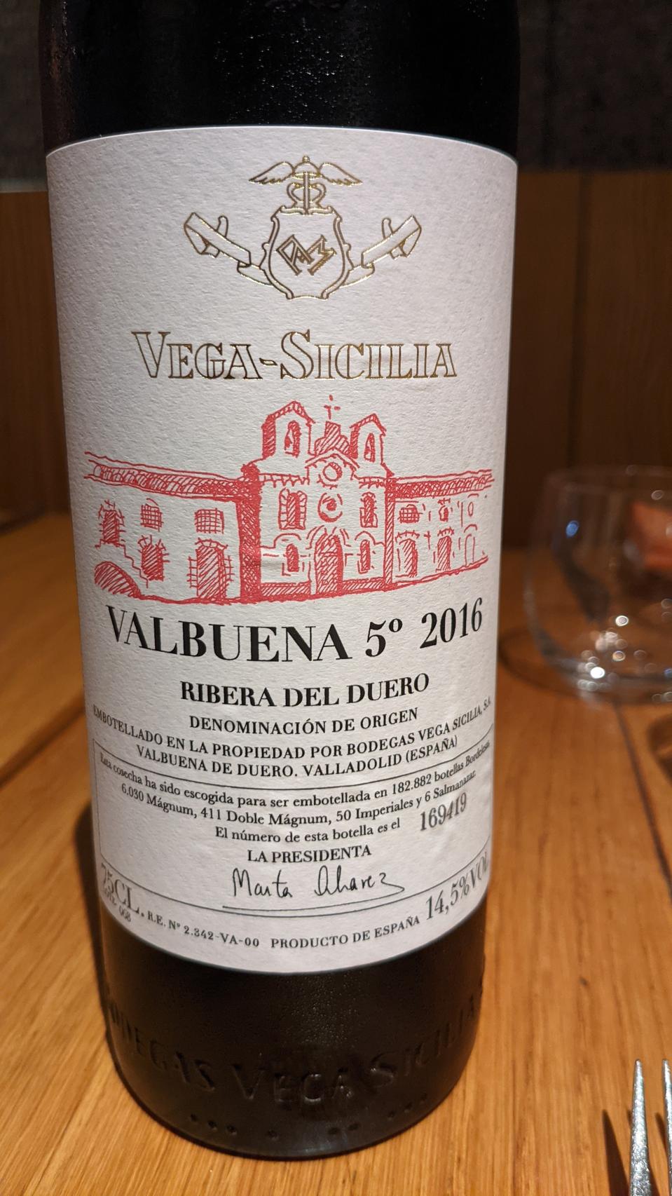 2016 Valbuena 5, Ribera del Duero, Spain