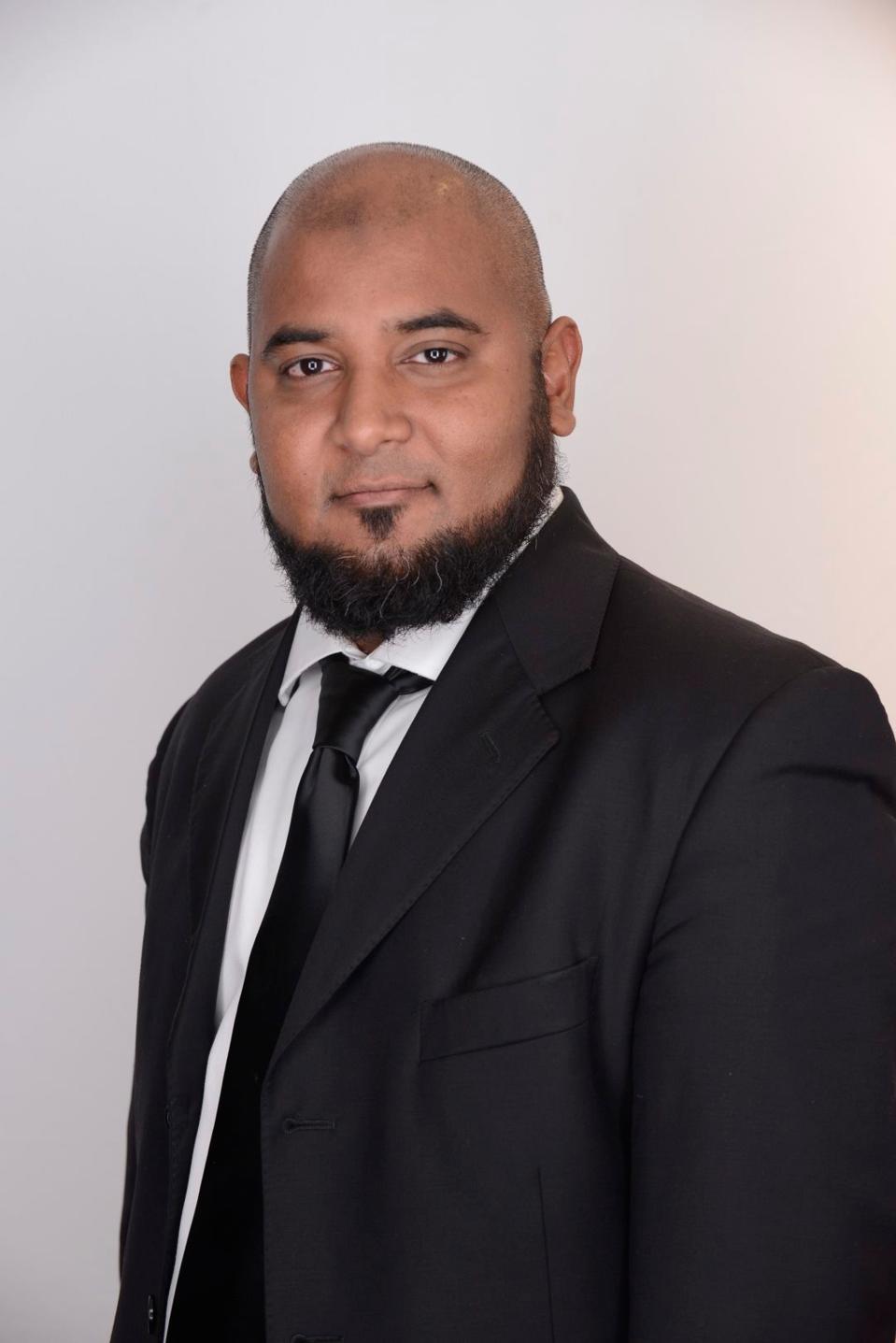 Headshot of Mohammed.