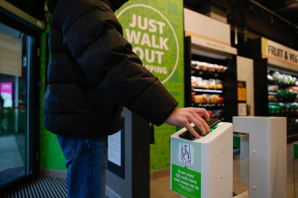 The Newest 35,000SquareFoot Amazon Fresh Store…
