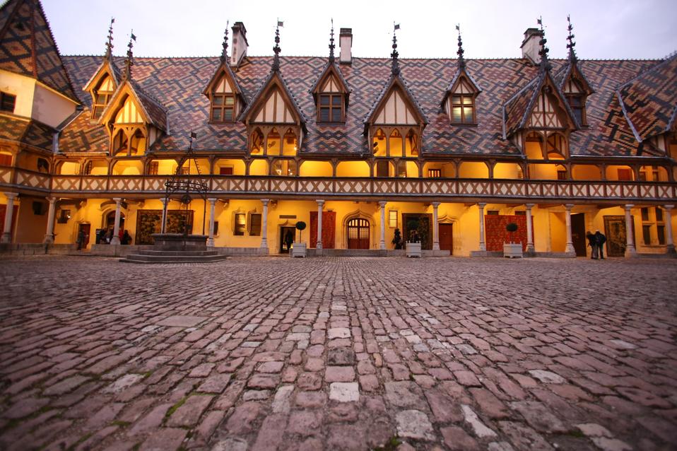 Record Breaking Wine Sale At 2021 Hospices De Beaune record-breaking-wine-sale-at-2021-hospices-de-beaune