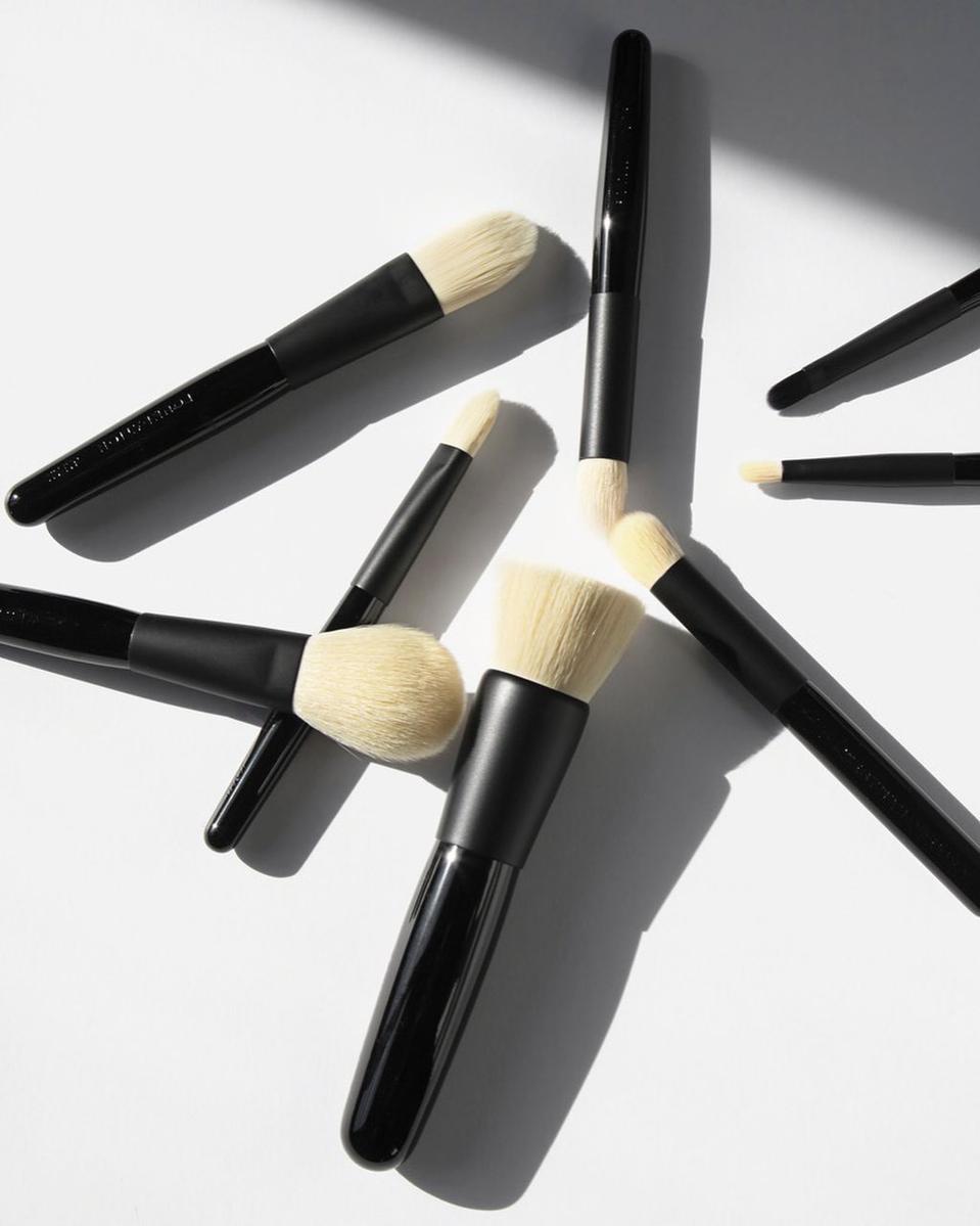 How To Clean Makeup Brushes And Sponges With Coconut Oil Saubhaya Makeup