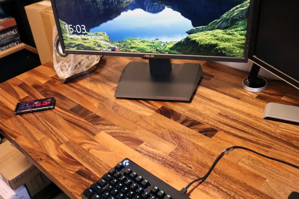 Budget Vs Premium Standing Desks Is It Worth Upgrading Budget Vs Premium Standing Desks Is It Worth Upgrading