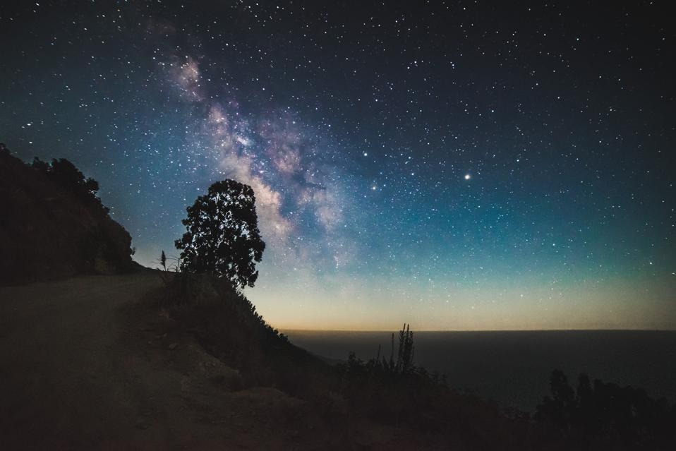 starry night Big Sur-Robson Hatsukami-morgan-aCWbZNTkDtw-unsplash