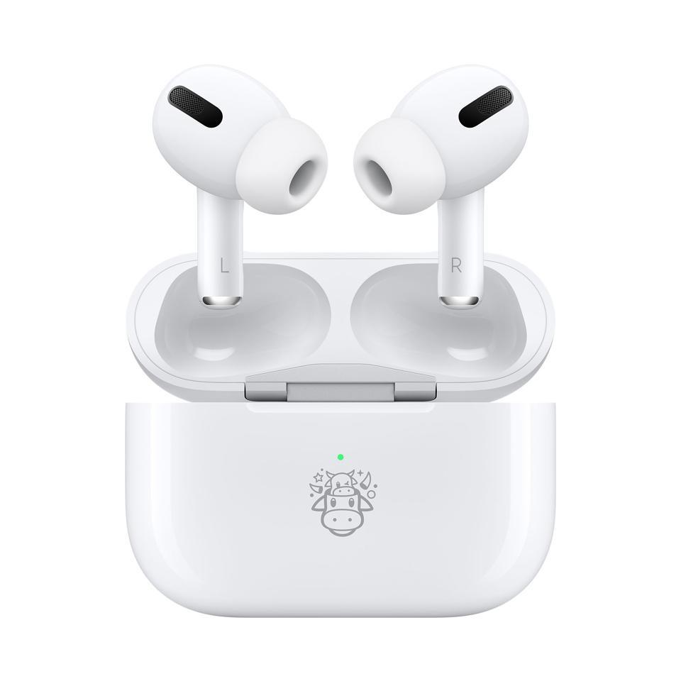 ￼ AirPods Pro Amazon.com: Apple AirPods Pro : Electronics