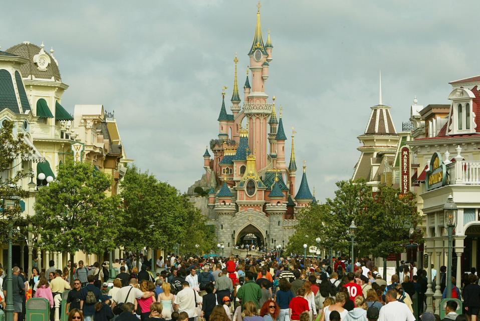 Disneyland Paris Announces Plans For 30th…