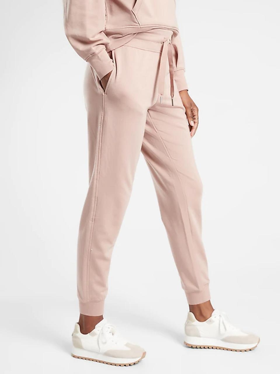 Best Sweatpants For Women 2022