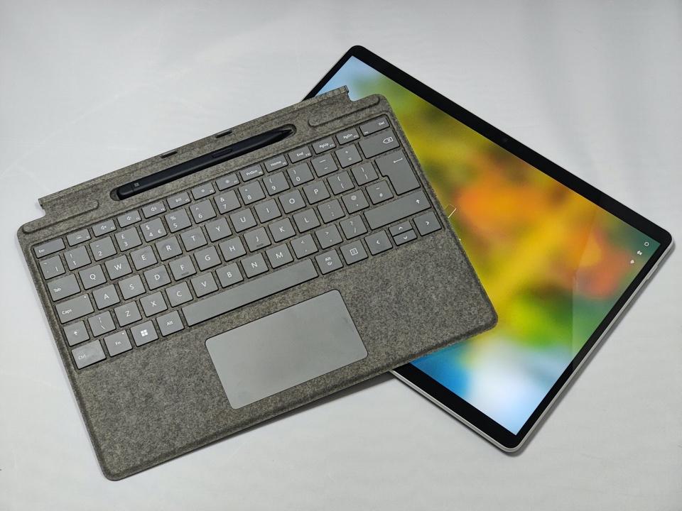 たまるですMicrosoft Surface Pro Signature 960x0.jpg