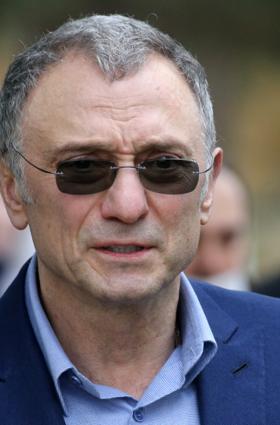 Suleiman Kerimov & family