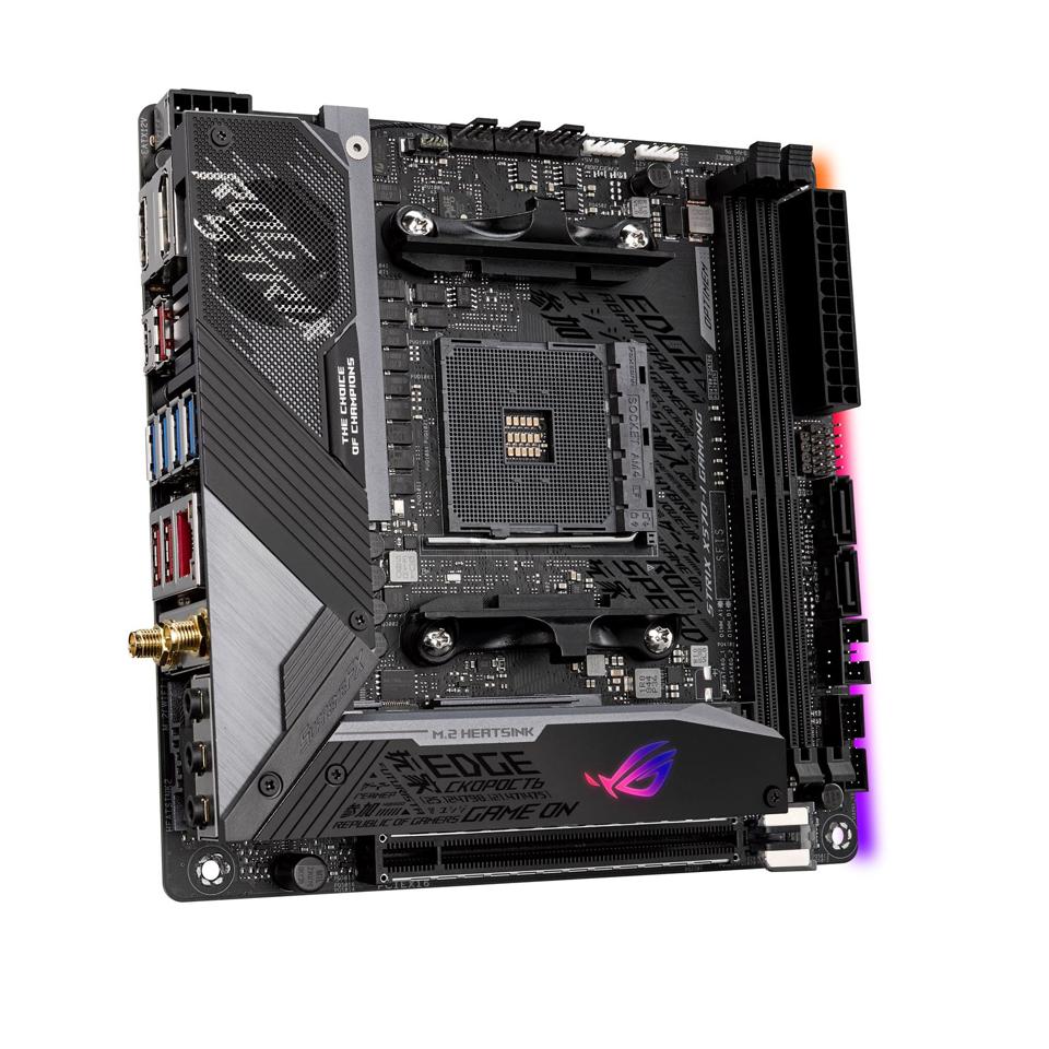 AMD Ryzen 7 5800X3D Vs Intel Core i9-12900K: Which Should You Buy?