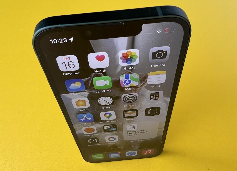 Apple iOS 16: The 7 Dazzling iPhone Upgrades Coming Soon