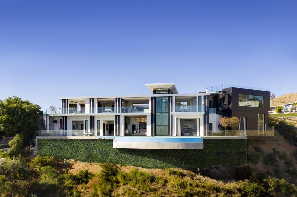house on the hill ロンパース（Ballet） 70 Contemporary Hollywood Hills Mansion Seen In HBO's 'Ballers' Lists