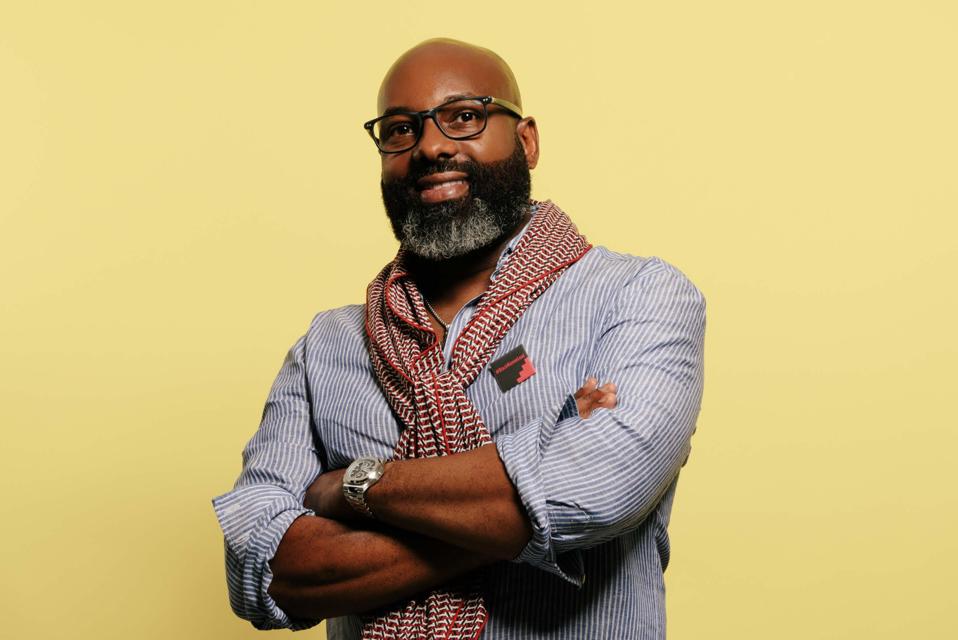 Kokraklarni arqon bilan bogladi