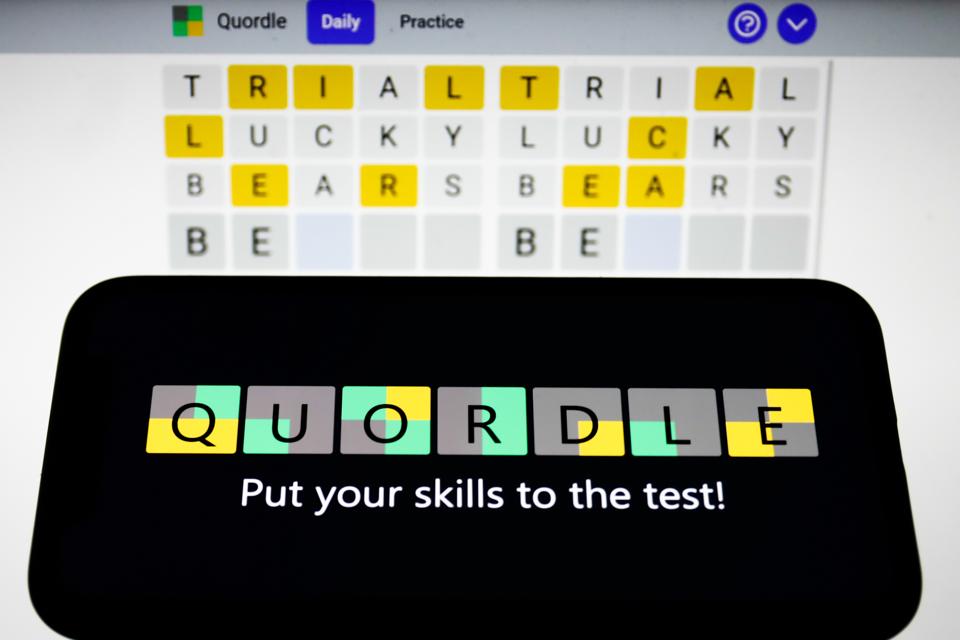 Ilustraciones fotográficas del juego Quordle