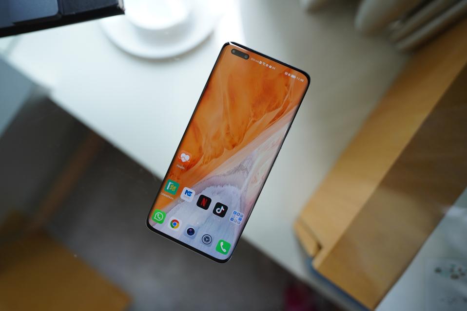 Honor Magic 4 Pro Hands-On: A Flagship Return To The Global Stage