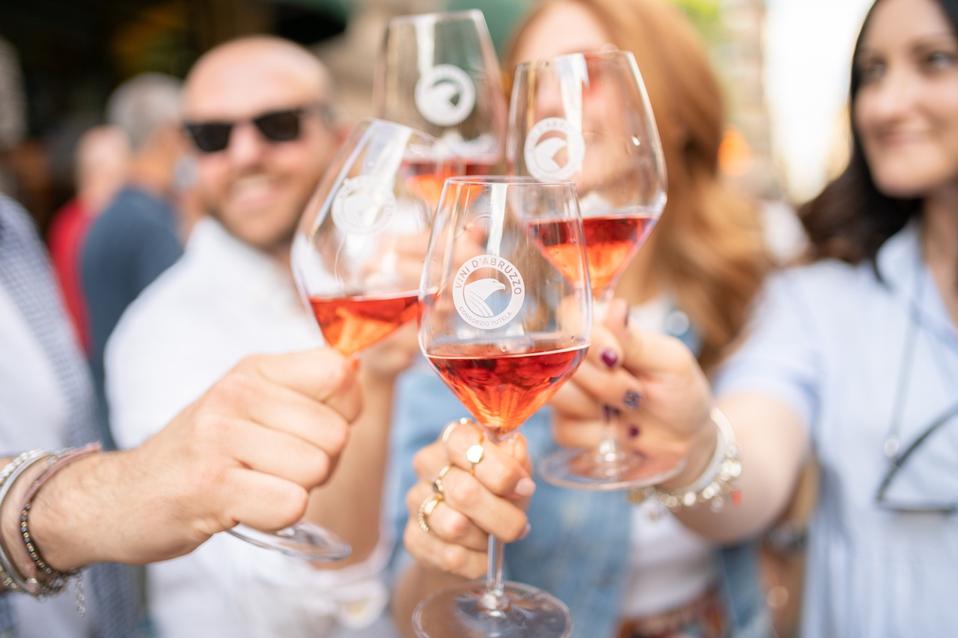 Enjoying Wine from the Abruzzo Wine Region of Italy