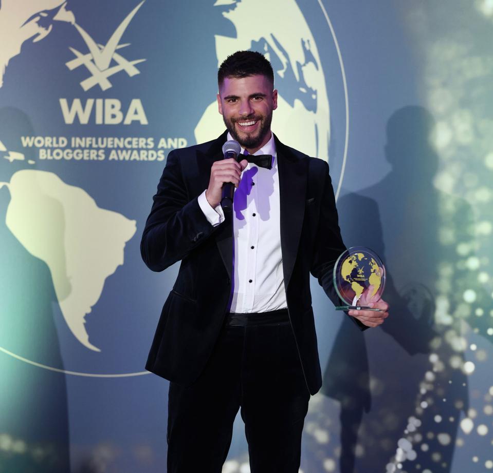 Alessandro Riggio On How To Manage And Grow The World’s Biggest Social ...