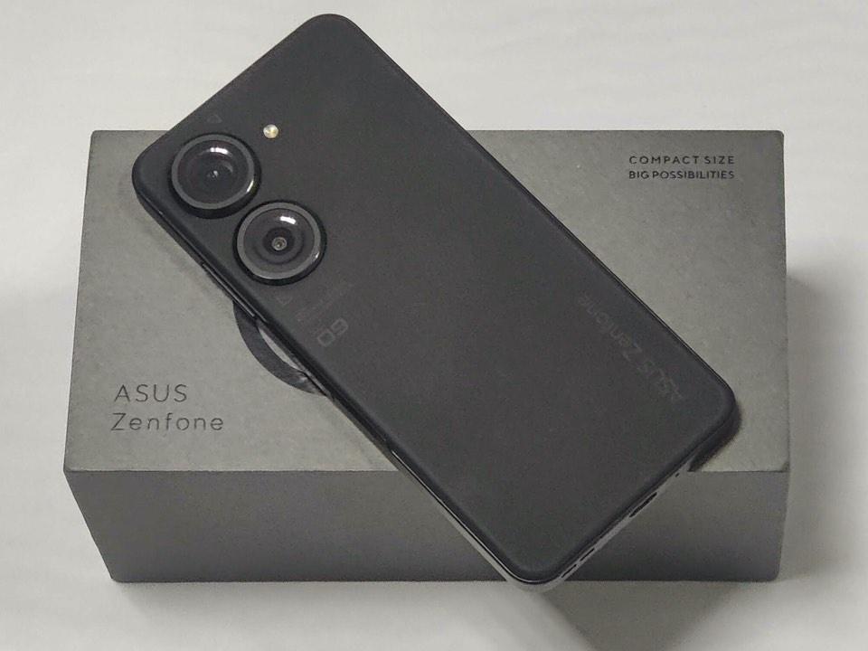 ASUS Zenfone 9 ブラック 本体 箱あり 960x0.jpg