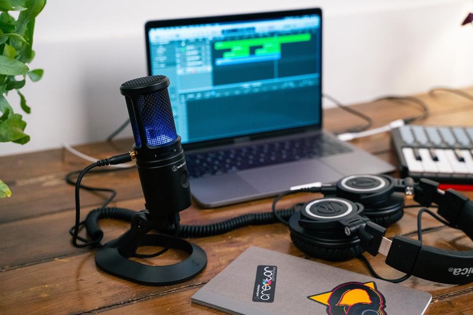 audio−technica AT2020USB+ at2020_01a.png