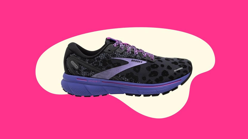 Comfort and Support in Brooks Walking Shoes
