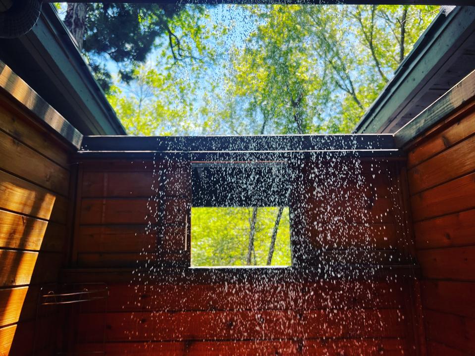 E3F2CA88-A287-451A-A07D-14DDB98ABE19