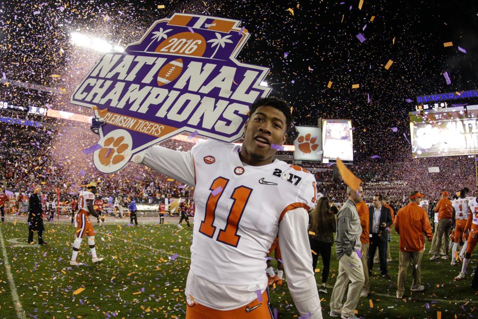 College Football Futures Point To Clemson And Alabama As College Football Futures Point To Clemson And Alabama As