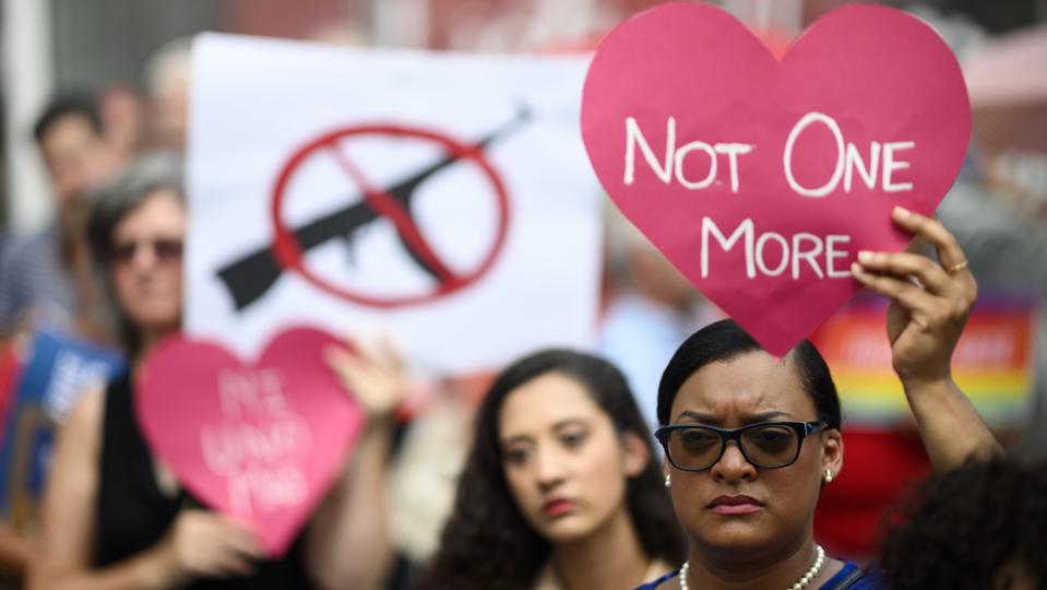 TOPSHOT-US-POLITICS-PROTEST-GUN-VIOLENCE