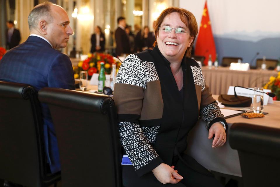 Magdalena Martullo-Blocher at a roundtable with Swiss business leaders and Chinese President Xi Jinping in Bern in 2017.