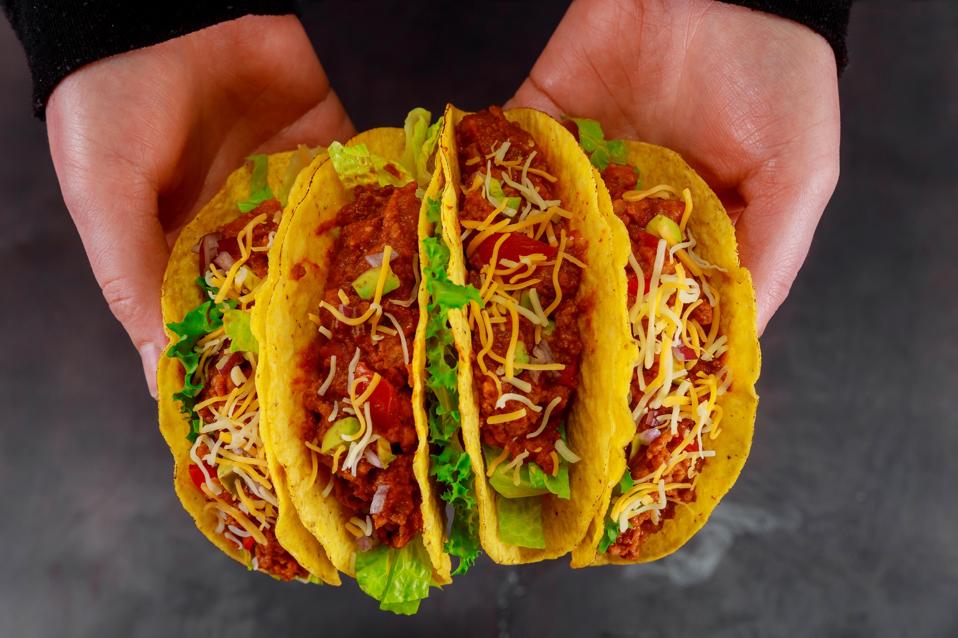 Healthy vegan chili tacos 